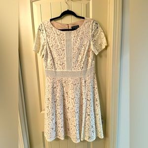 Jessica Howard cream lace A-line Dress